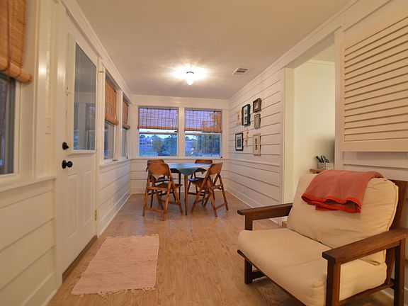 5th image of 801 Waverly Ave