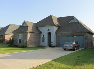 302 Timber Bark Rd, Lafayette, LA 70508
