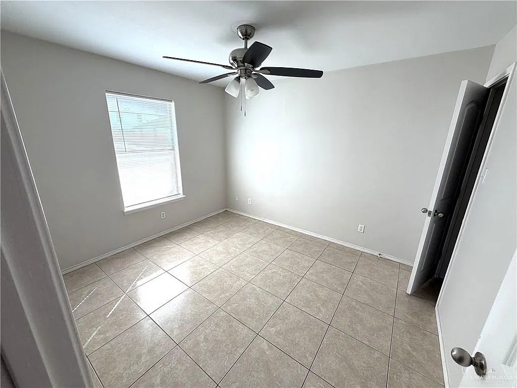 1 bed, 1.0 bath, 500 sqft, $595 — Photo 4