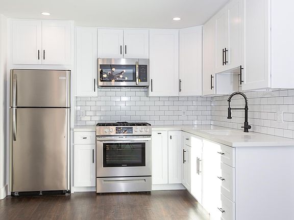 5th image of 2771 Newell St #A