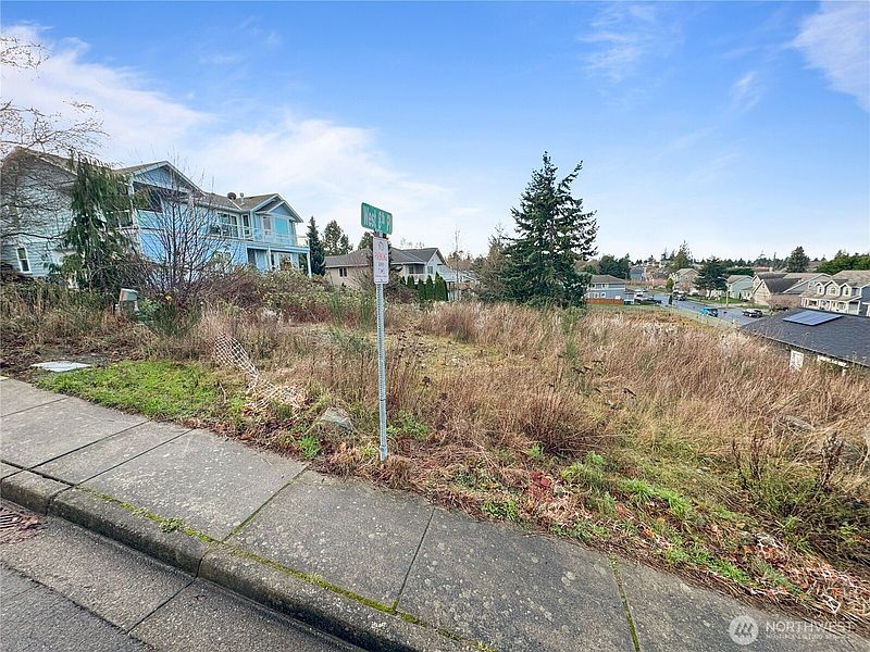 3rd image of 1810 Kansas Avenue