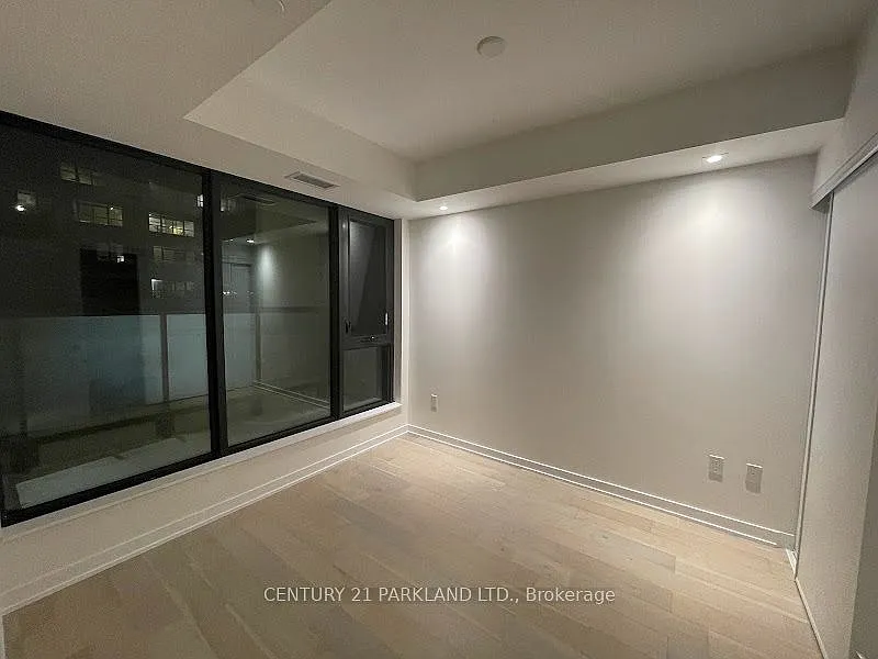 1 bed, $2,399 — Photo 2