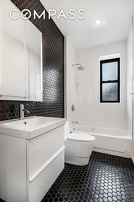 Rented by Compass | media 48