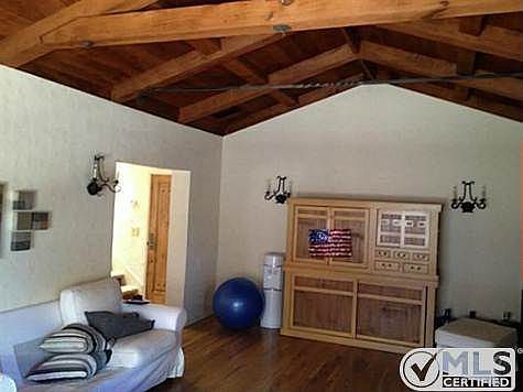2nd image of 4179 Middlesex Dr
