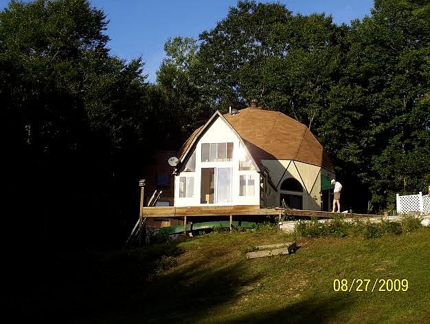 2nd image of 7 River View Ter
