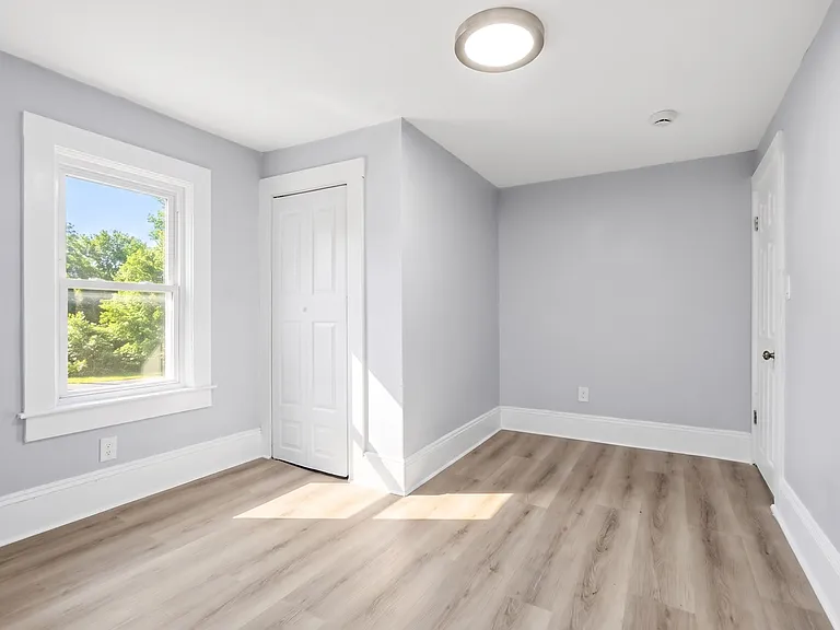 18 Aldrich Rd #1 — Photo 13