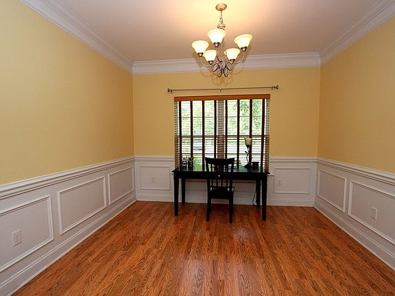 5th image of 16 Guther Blvd