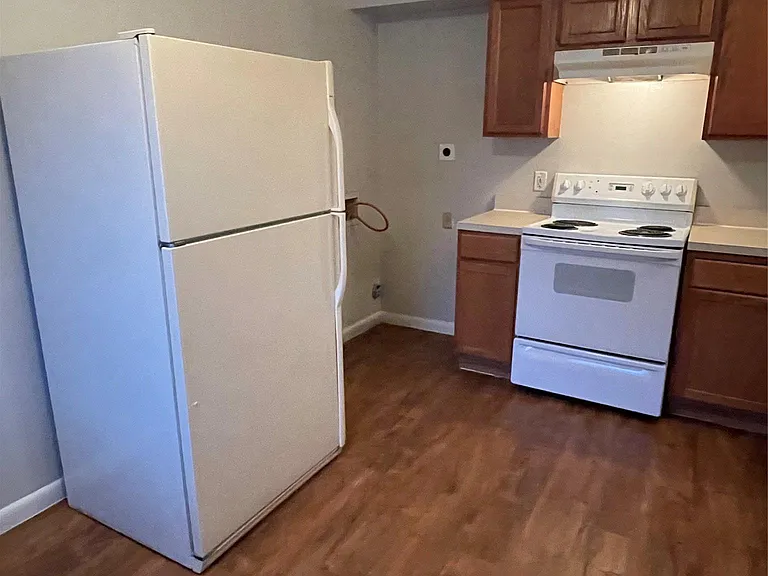 7206 Twin Crest Dr #202 — Photo 4