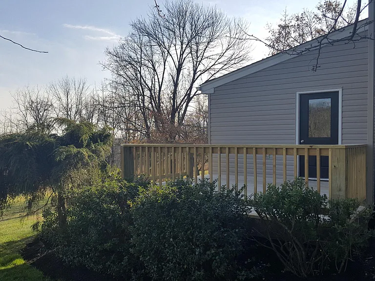 Rear open deck