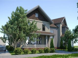 2107 Robin St, Lakewood, OH 44107