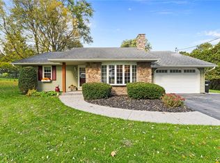 3774 James Dr, Syracuse, NY 13215