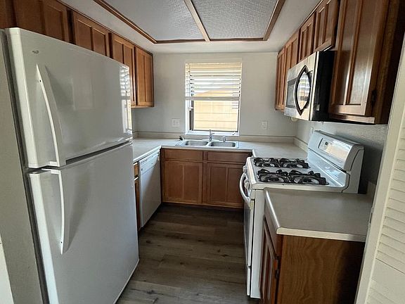 2nd image of 3761 Mississippi St Unit 3