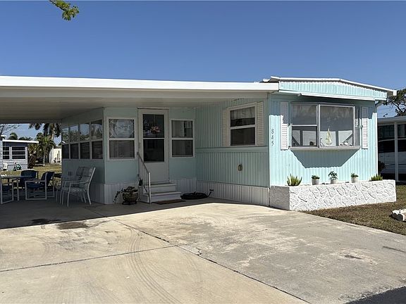 3rd image of 845 Winterest Dr