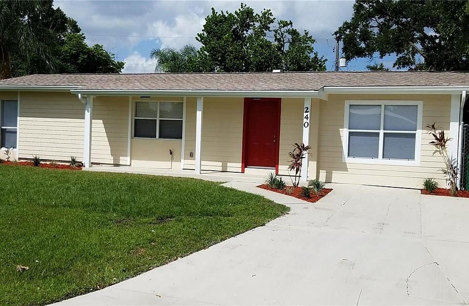 1st image of 240 W Aldea