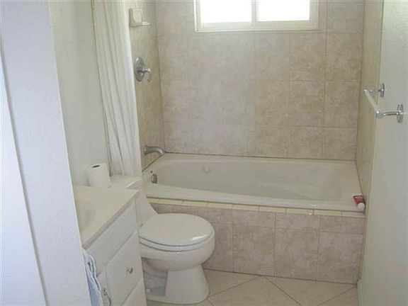 5th image of 19262 E Thelborn St