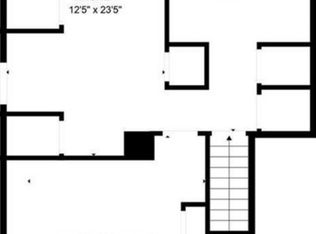 38 Watch St, Rochdale, MA 01542