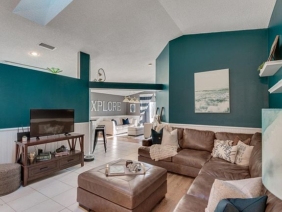 4th image of 8012 Bracken Ln