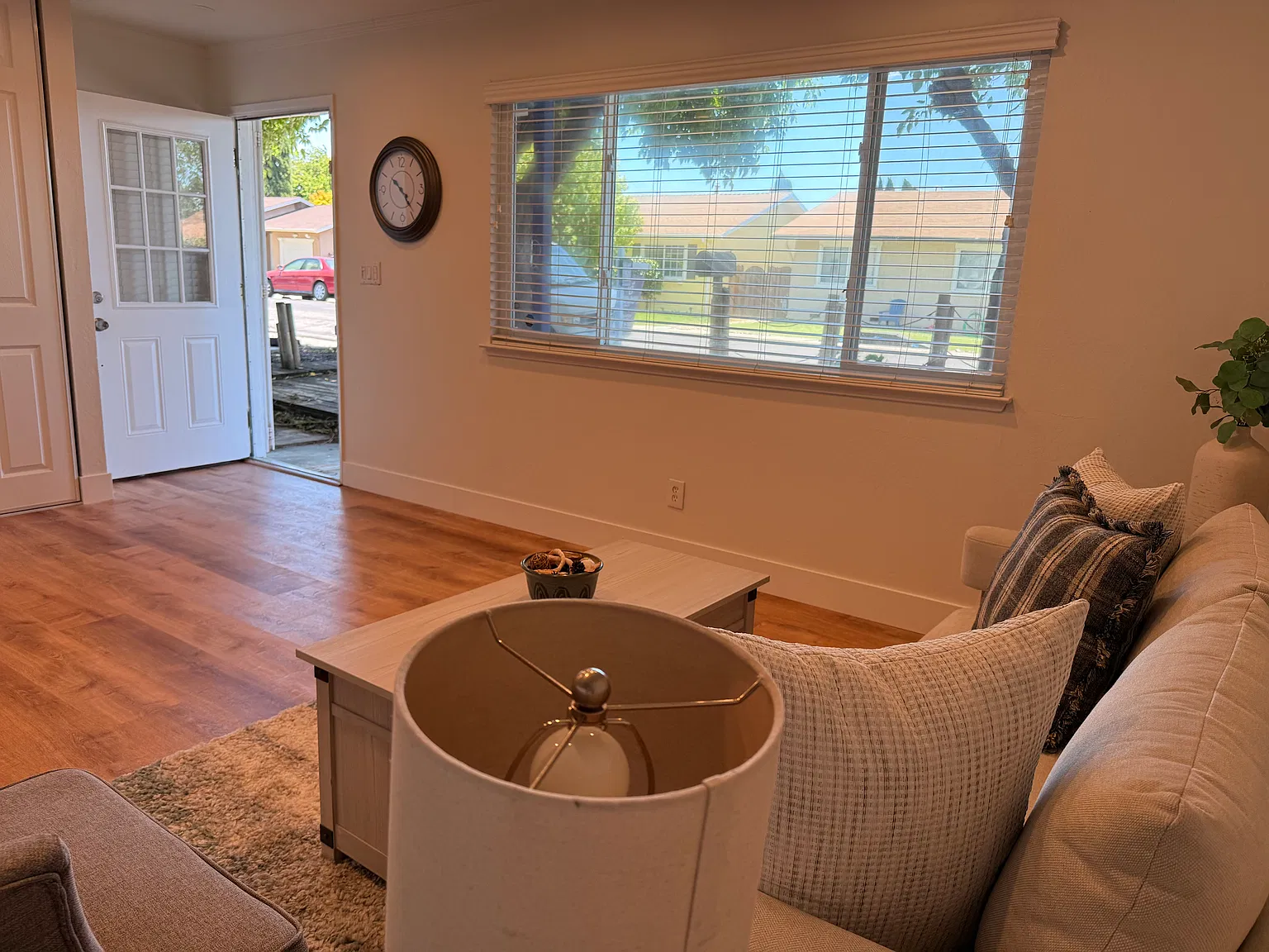 3 bed, 1176 sqft, $2,800 — Photo 4