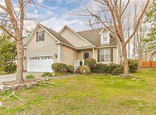 408 Doral Ct, Mebane, NC 27302