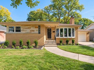 307 N Patton Ave, Arlington Heights, IL 60005