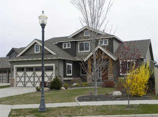 1925 S Shamrock Dr, Greenacres, WA 99016