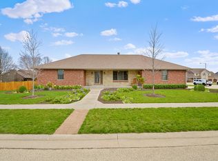 590 Eagle Ct, Coal City, IL 60416