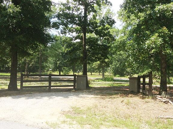 4th image of 1141 Water Oak Dr