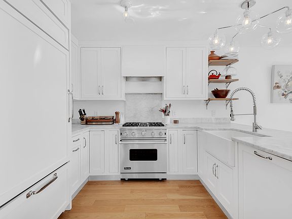 3rd image of 563 Carroll St #3