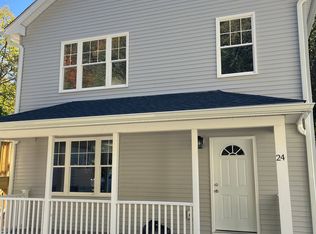 24 Hermitage Ln, Worcester, MA 01605