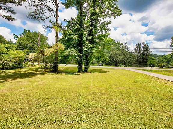 2nd image of 7823 Happy Hollow Rd