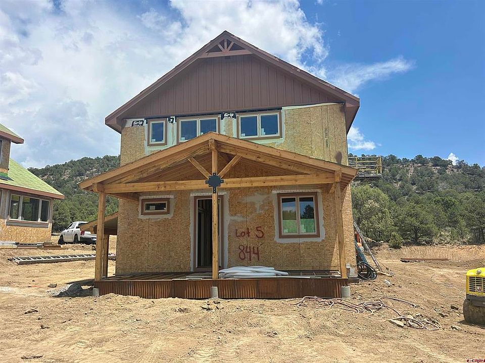 1st image of 844 Heartwood Lane