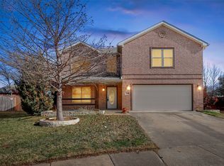 668 Condor Trl, Saginaw, TX 76131