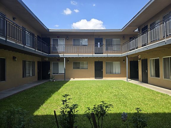 2nd image of 1969 Fashion Ave APT 17
