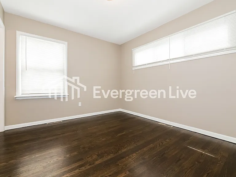3404 N Pleasant St — Photo 9