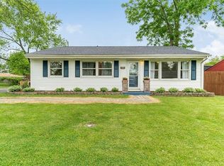 395 Lahonda Dr, Valparaiso, IN 46385