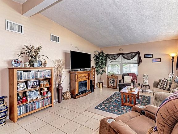 4th image of 2508 Bayshore Gardens Pkwy