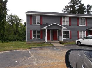 971 Odom Dr, Fayetteville, NC 28304