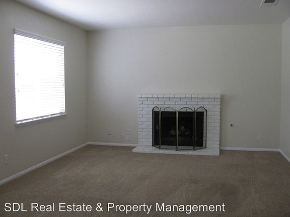 3rd image of 22875 Windwood Ln