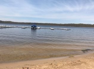 9279 Wabasis Pointe Dr NE, Greenville, MI