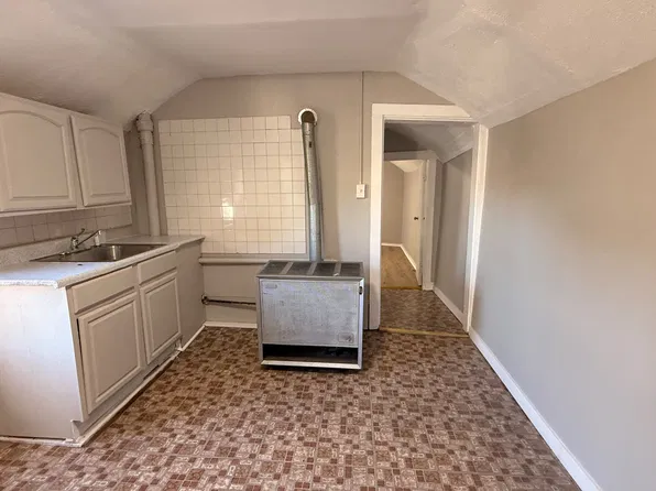 17 Elm St #4E, Paterson, NJ 07501