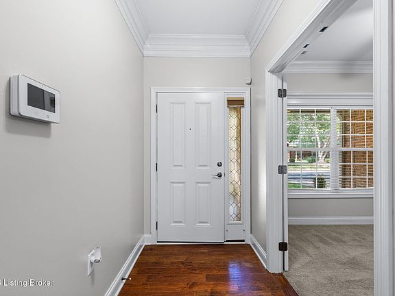 4th image of 3211 Brittany Pointe Ln