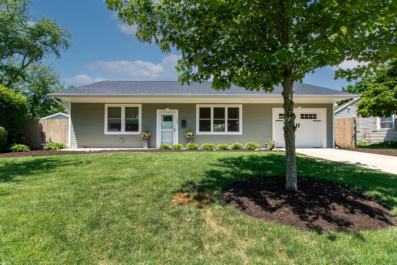 309 Daisy Ln photo 1