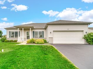 1015 Jefferson Ave, McHenry, IL 60050