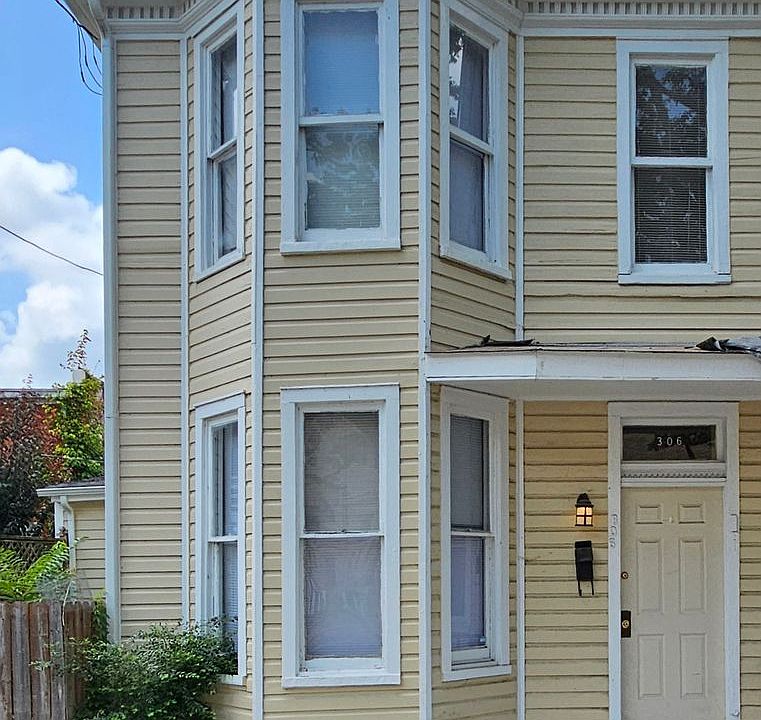 1st image of 306 N 32nd St