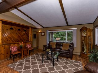 1286 1/2 Robert St, Cloquet, MN 55720