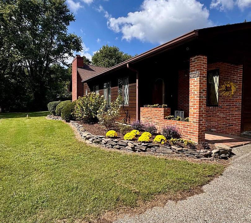 1st image of 1080 Mount Airy Rd