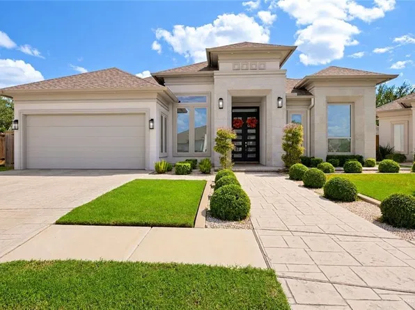1207 Berkeley St, Mission, TX 78572