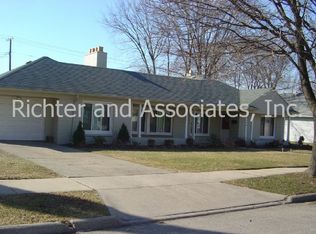 3996 Westpoint St, Dearborn Heights, MI 48125