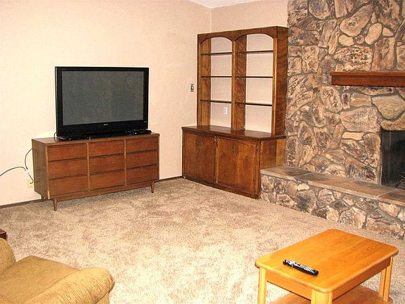 4th image of 1116 Parkland Dr