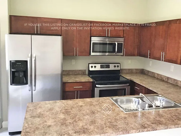 14146 SW 160th Ct — Photo 4